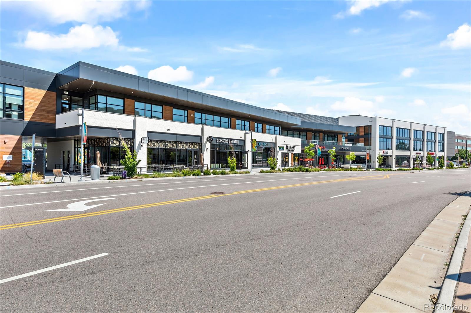 175 Rampart Way Unit: 901