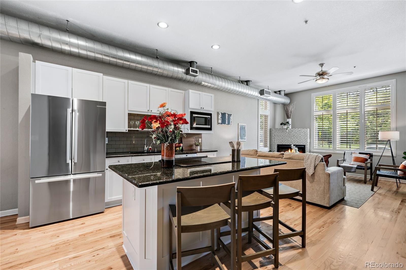 175 Rampart Way Unit: 901