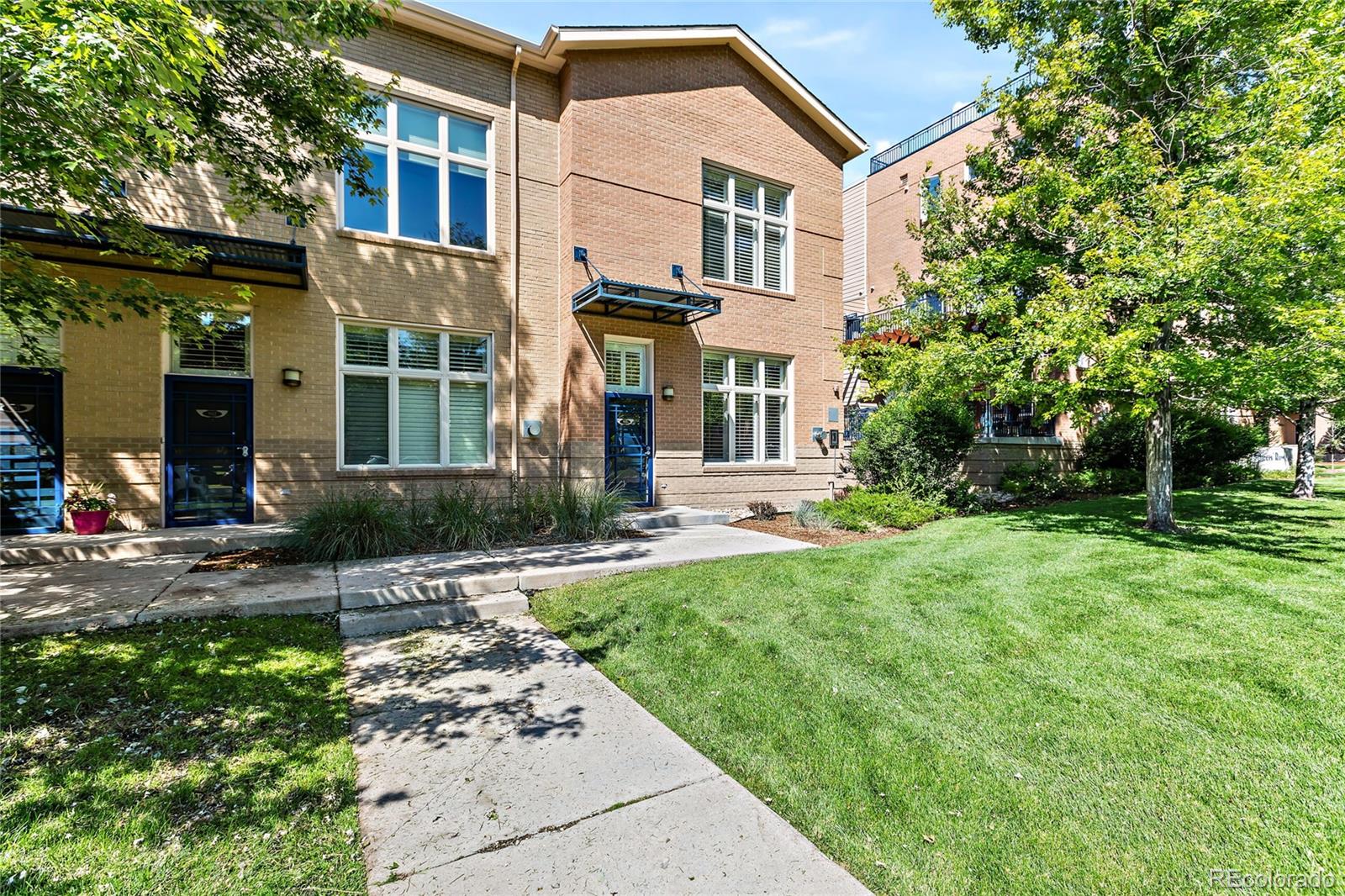 175 Rampart Way Unit: 901