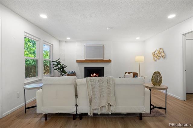 3085 E Hinsdale Avenue