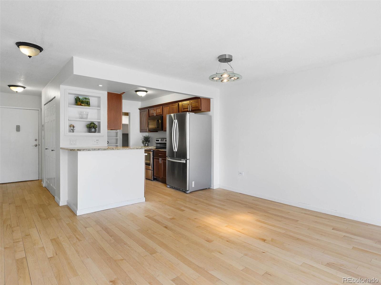 1313 Steele Street Unit: 306