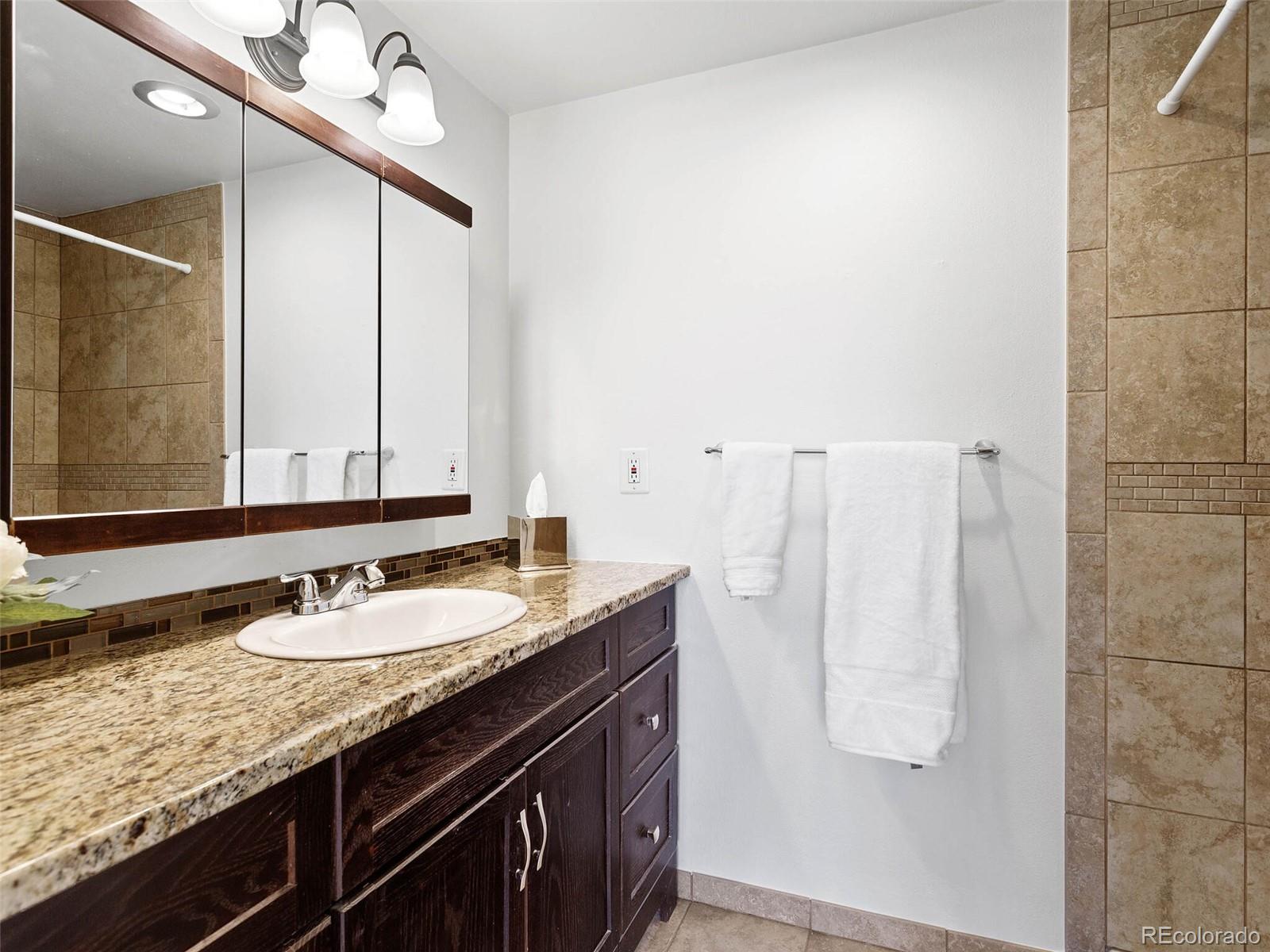 1313 Steele Street Unit: 306