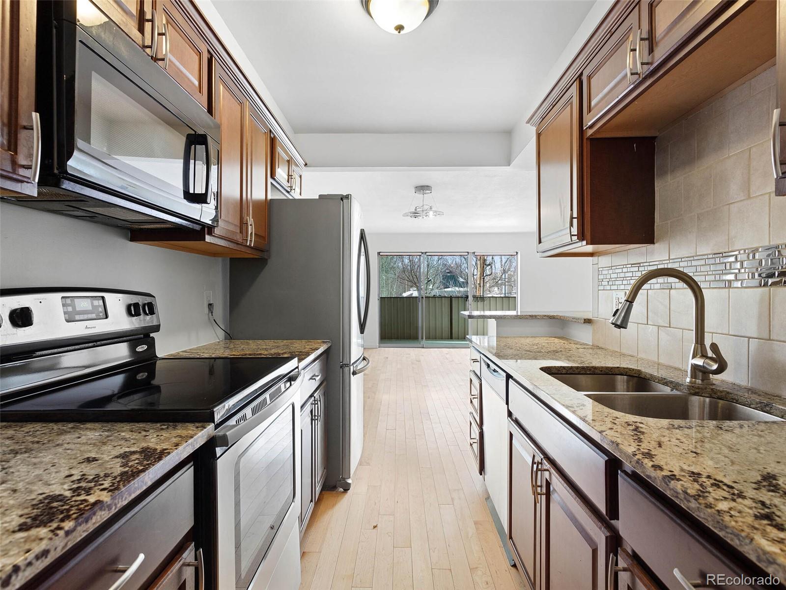 1313 Steele Street Unit: 306