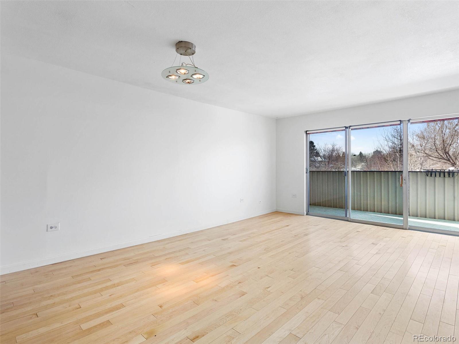 1313 Steele Street Unit: 306