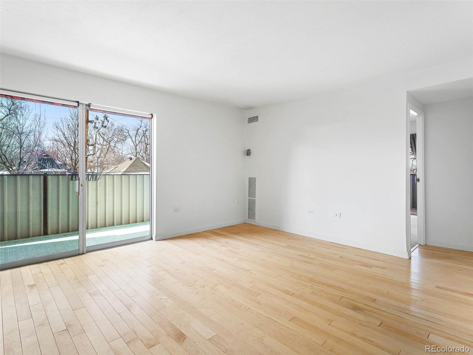 1313 Steele Street Unit: 306