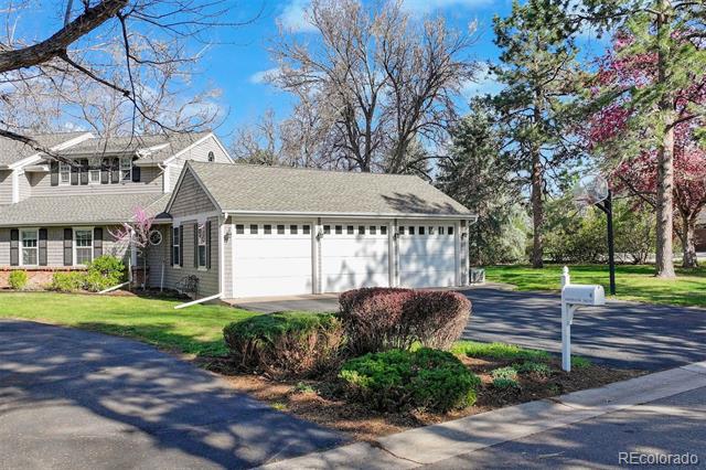 4 Brookside Drive