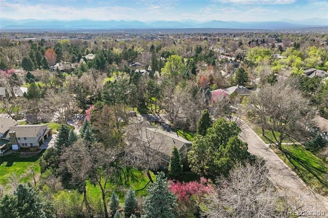4 Brookside Drive