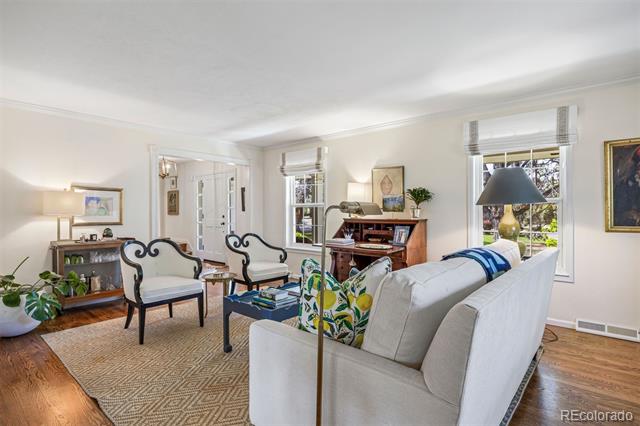 4 Brookside Drive