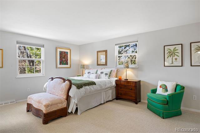 4 Brookside Drive