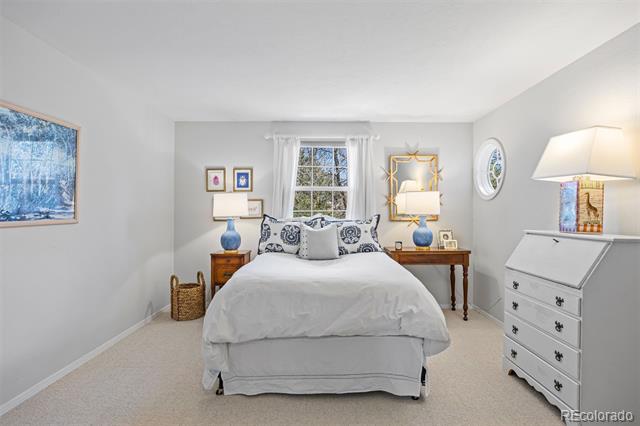 4 Brookside Drive