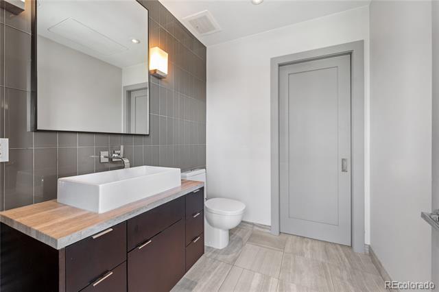 105 Fillmore Street Unit: 201