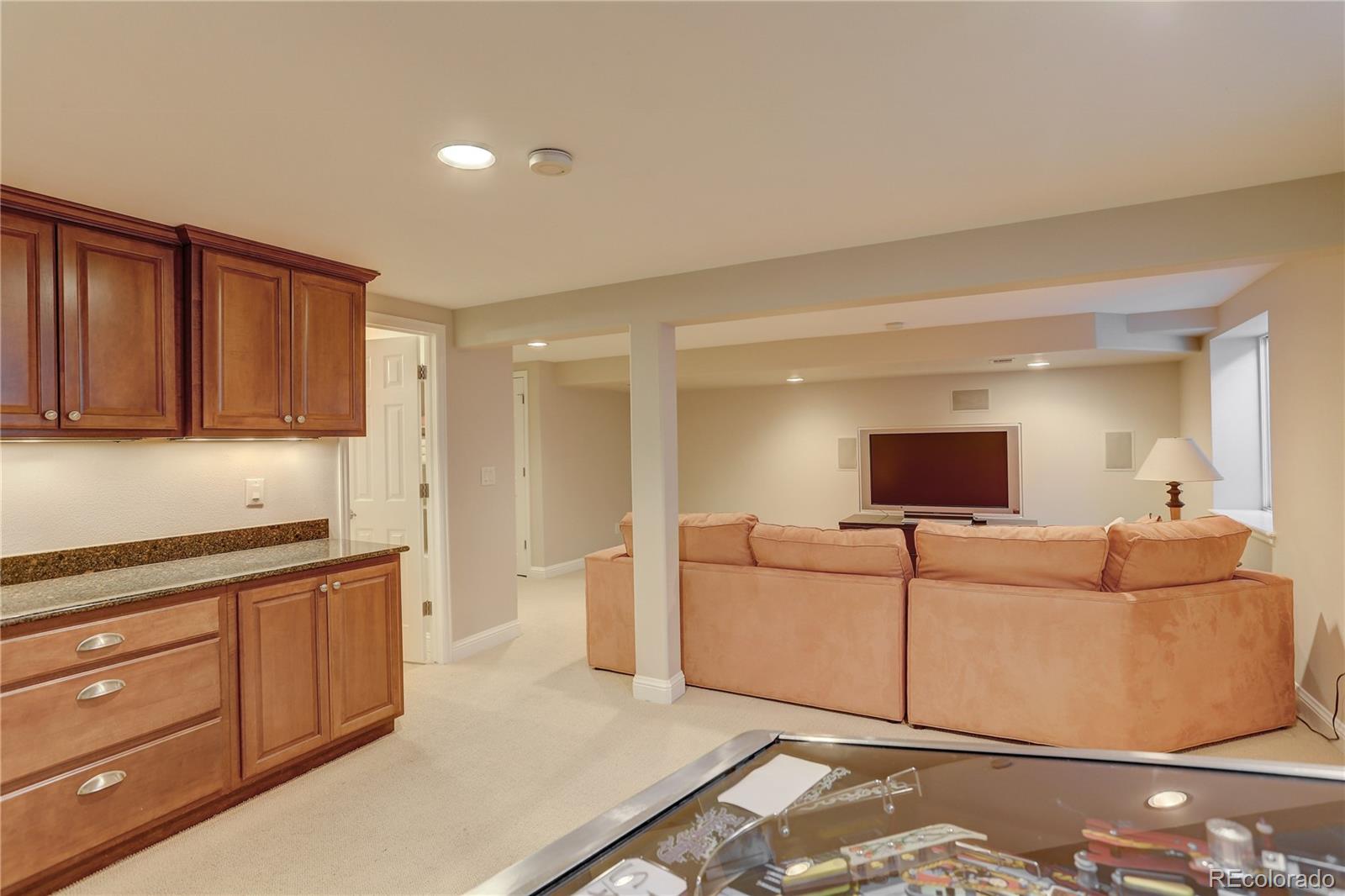 7172 S Glencoe Circle