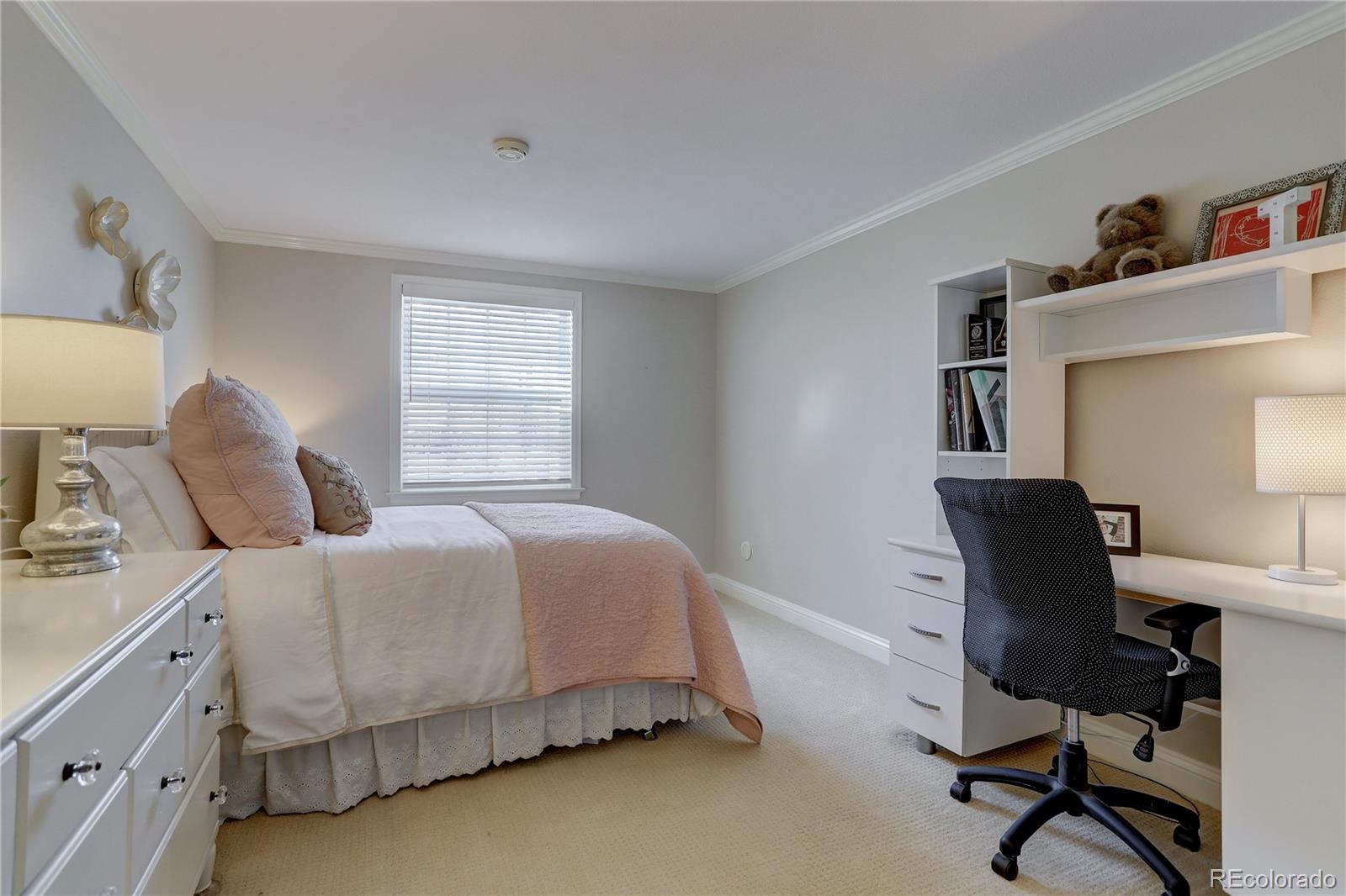 7172 S Glencoe Circle