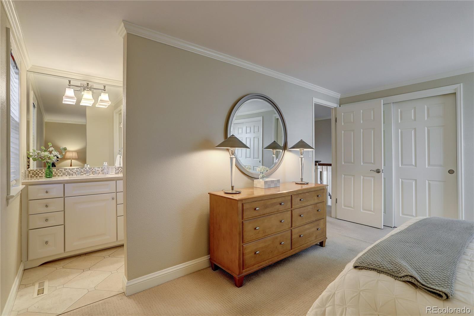 7172 S Glencoe Circle