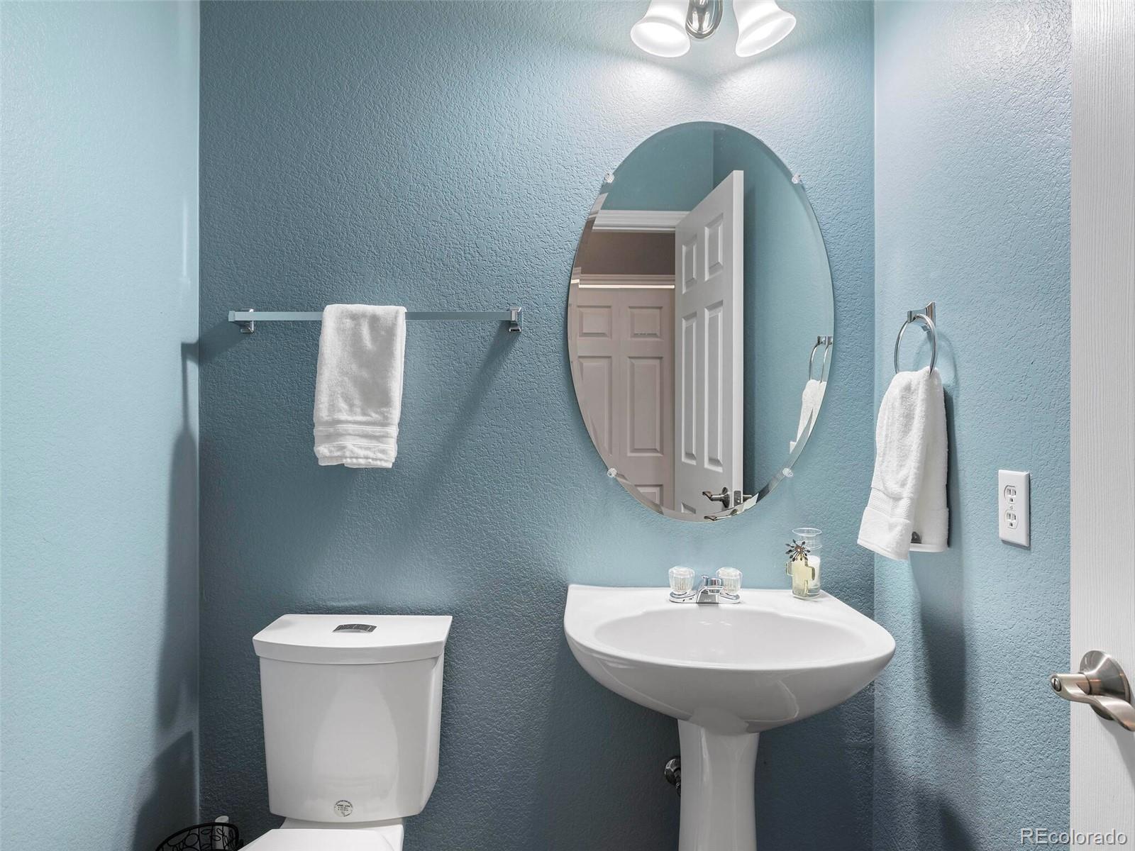 6020 W Colorado Lane