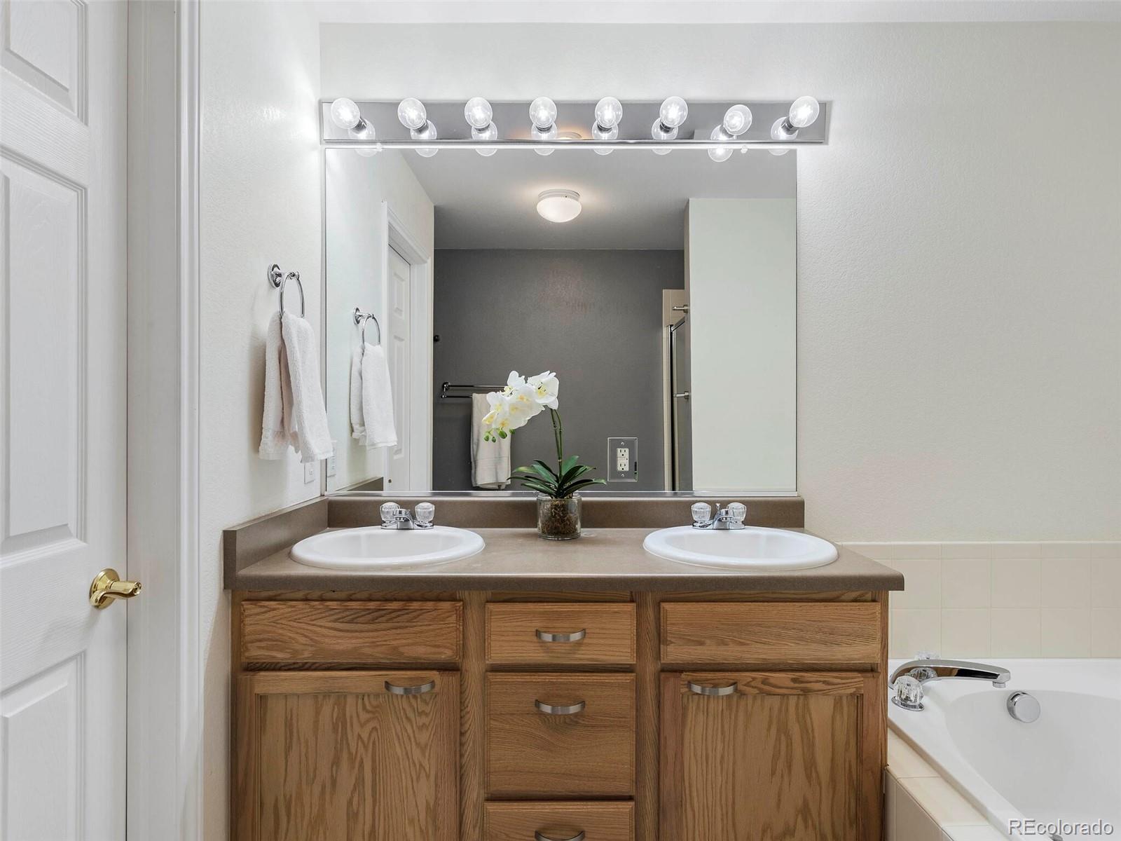 6020 W Colorado Lane