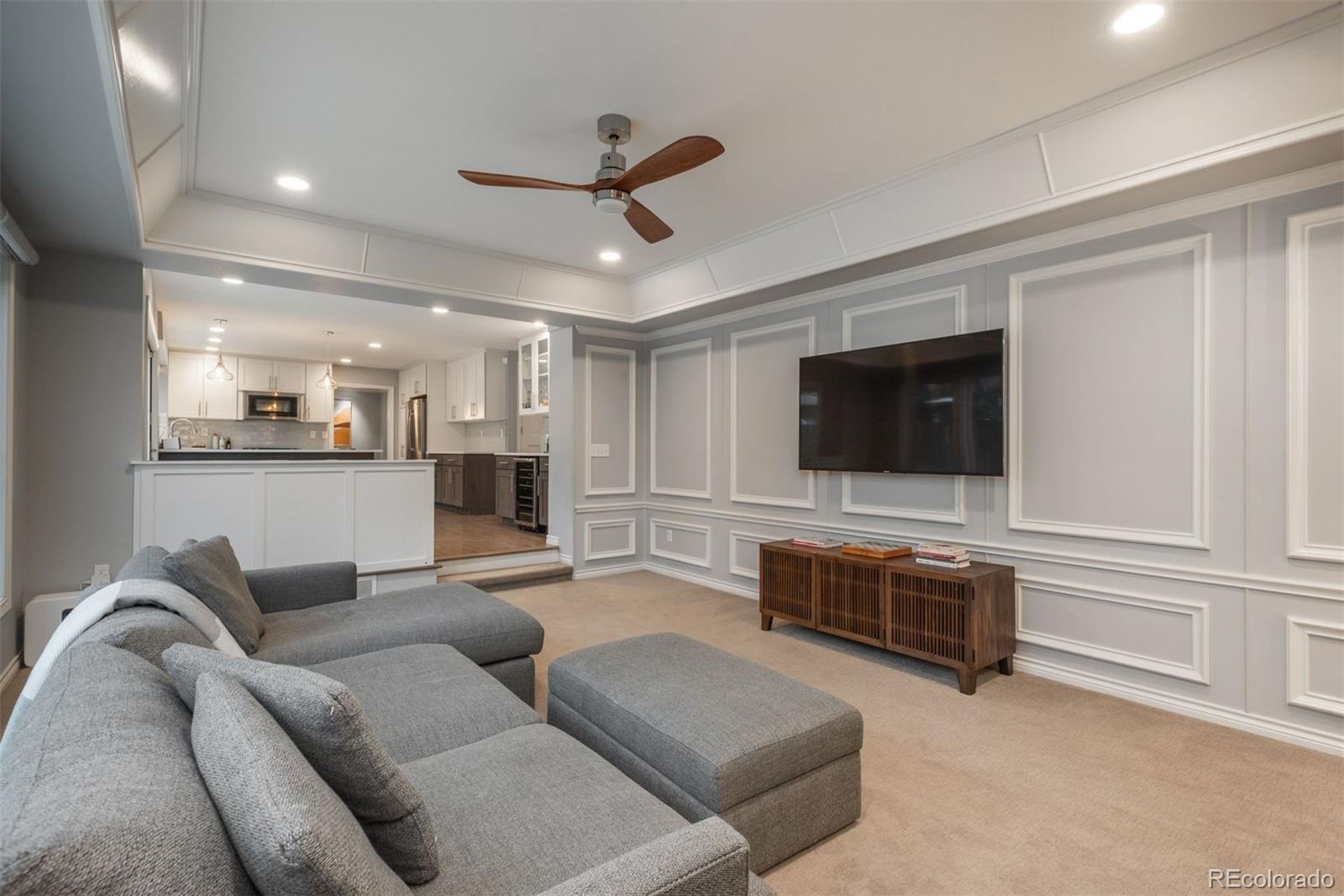 7896 S Fairfax Court