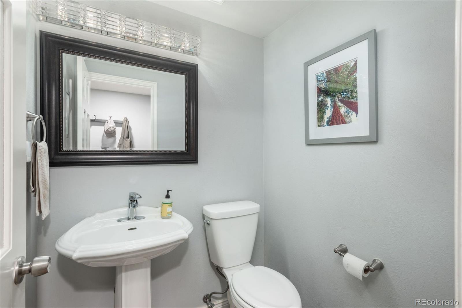 7896 S Fairfax Court