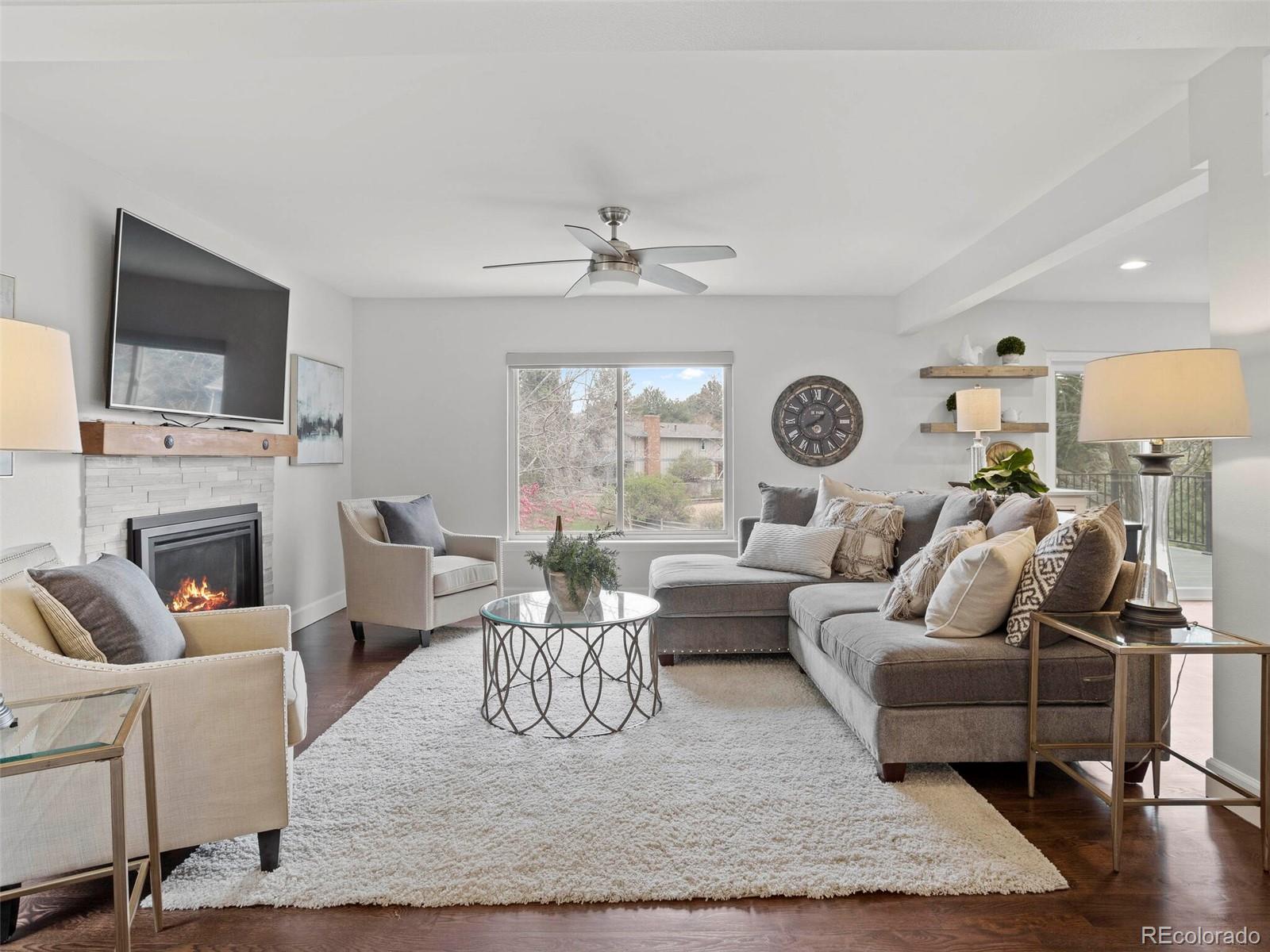 7557 S Willow Circle