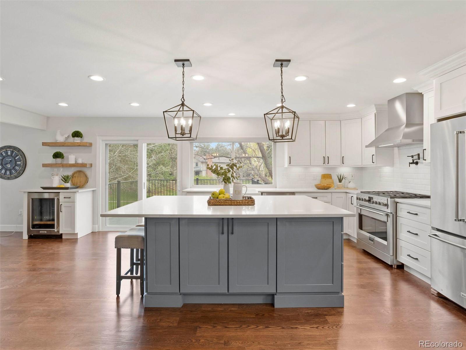 7557 S Willow Circle