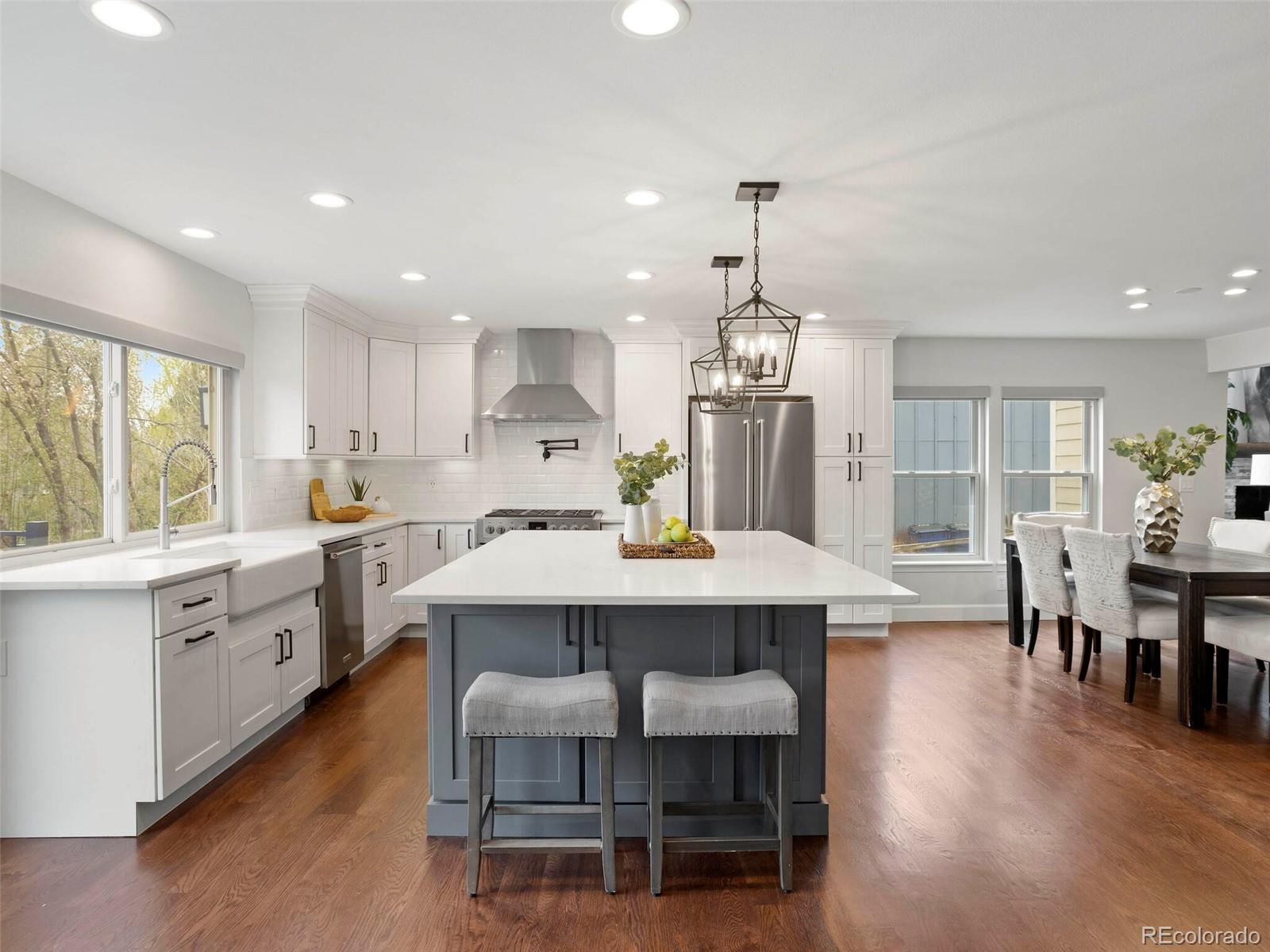 7557 S Willow Circle