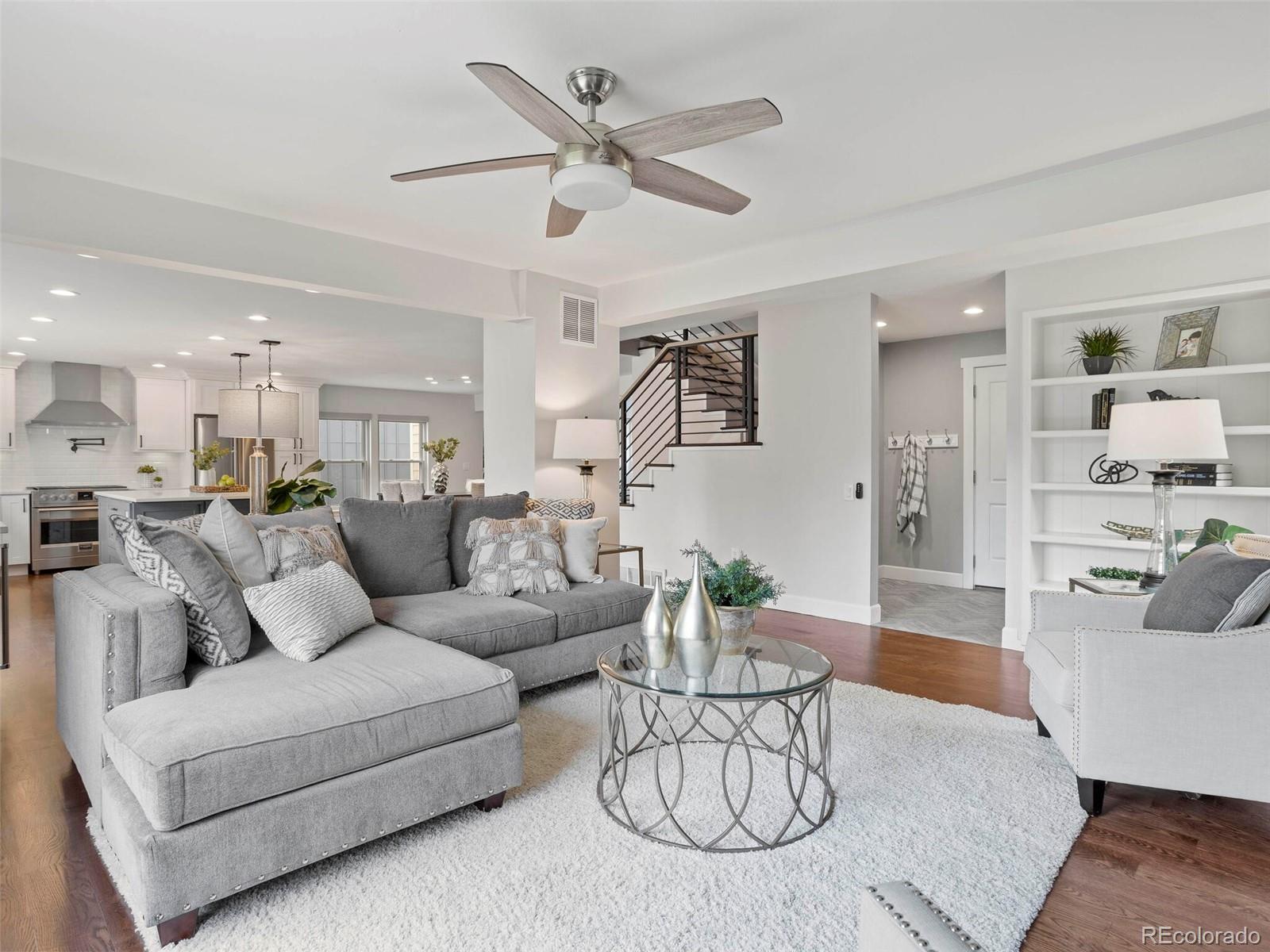 7557 S Willow Circle