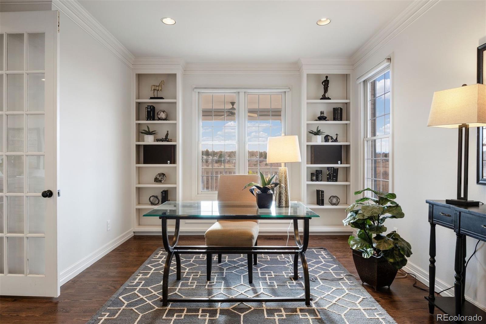 7233 S Niagara Circle