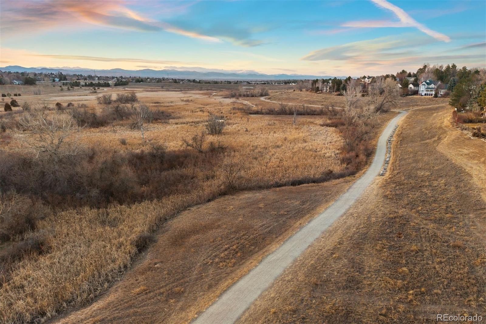 7233 S Niagara Circle