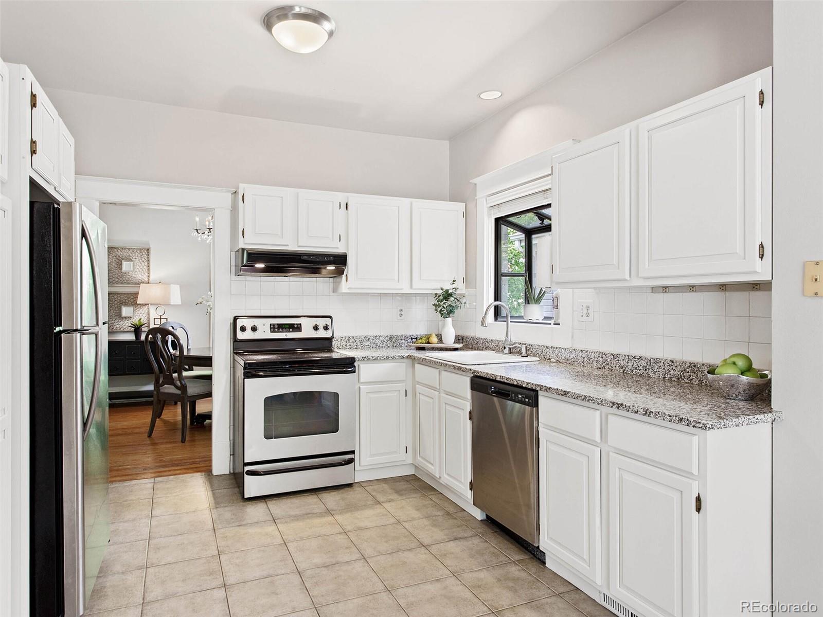 1152 S Columbine Street