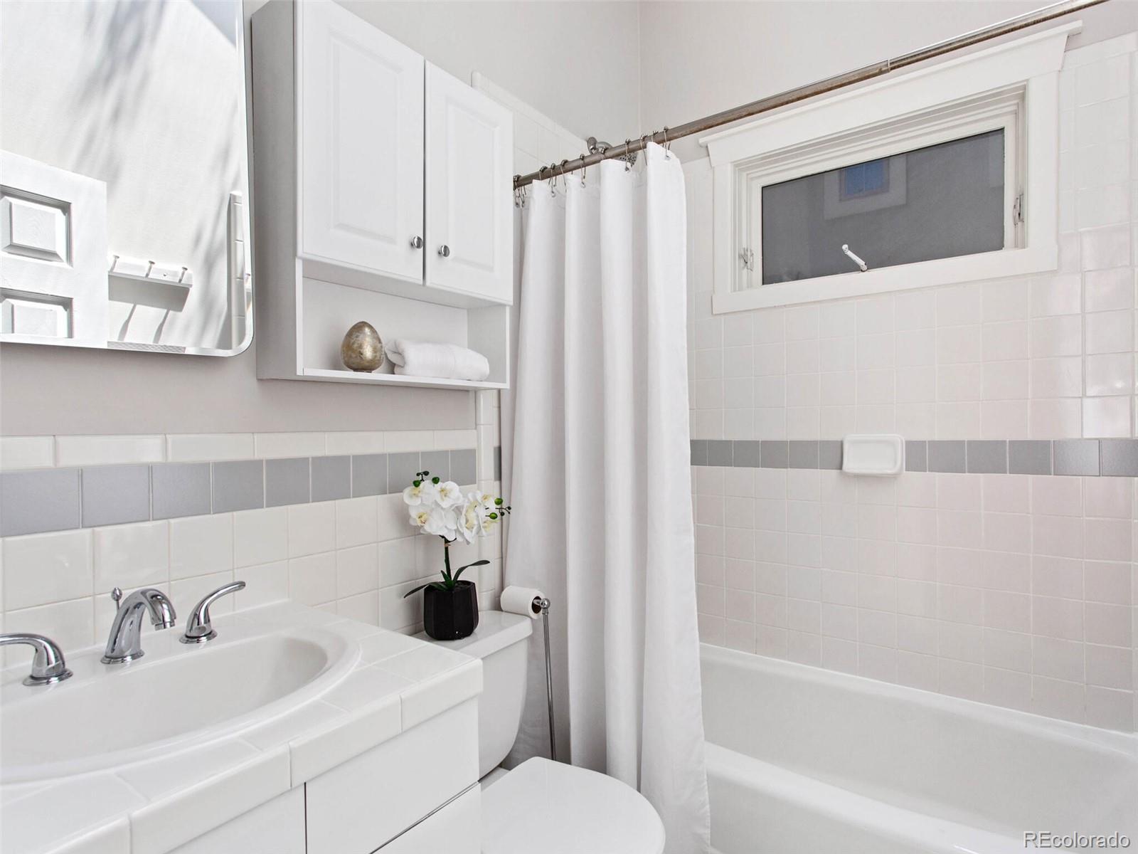 1152 S Columbine Street