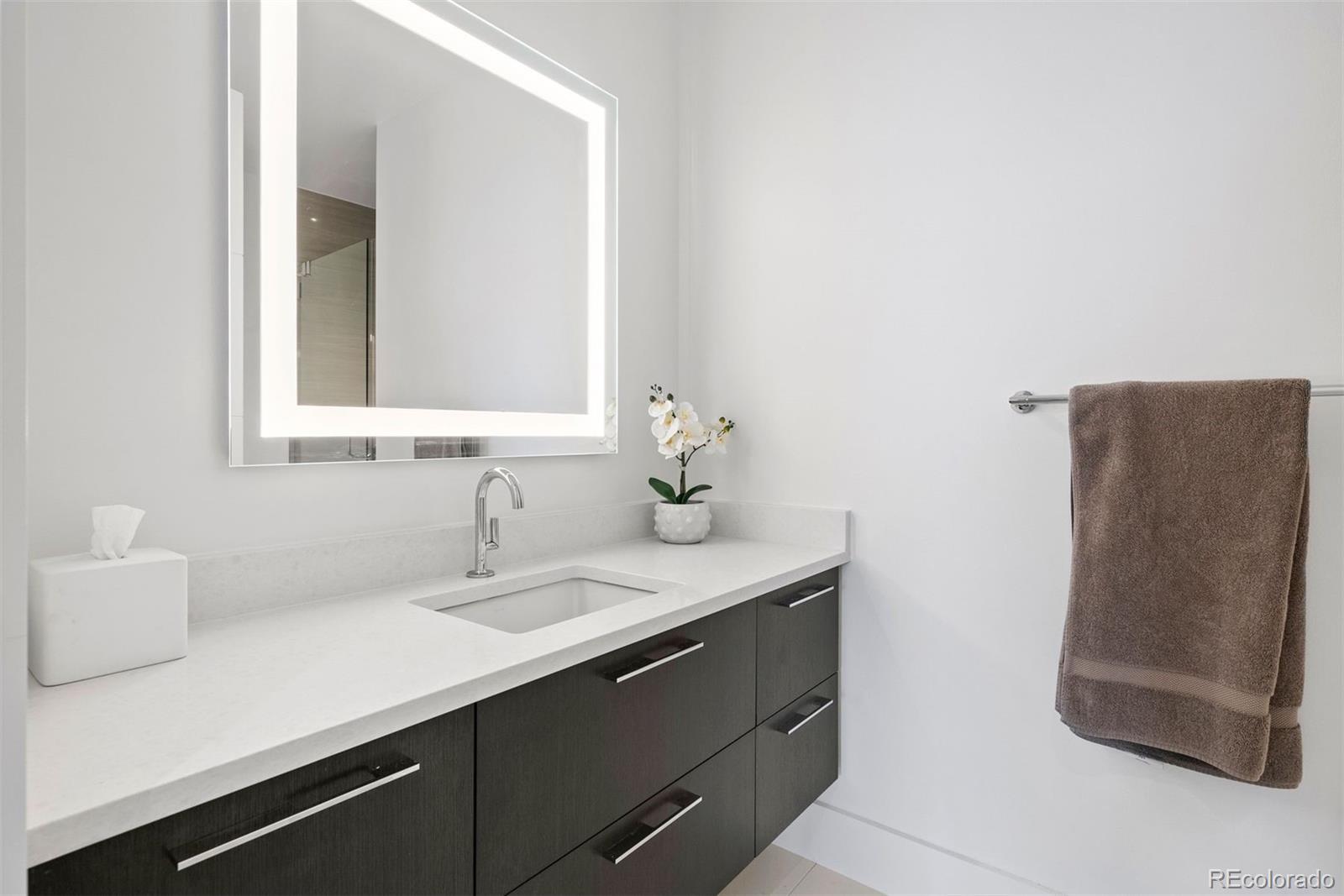 155 Steele Street Unit: 414