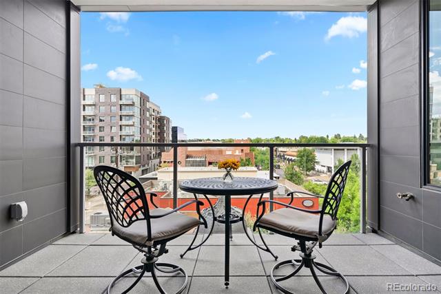 155 Steele Street Unit: 414