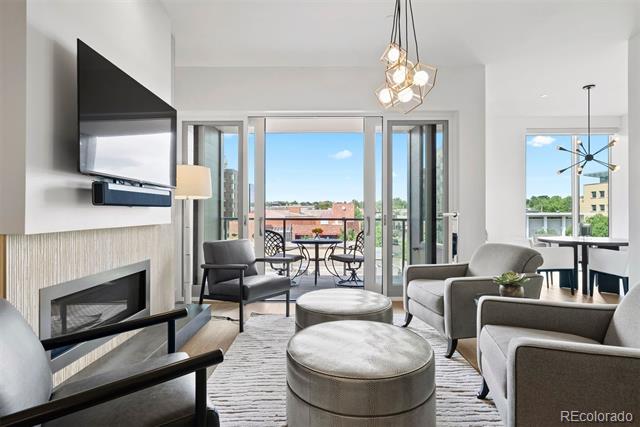 155 Steele Street Unit: 414