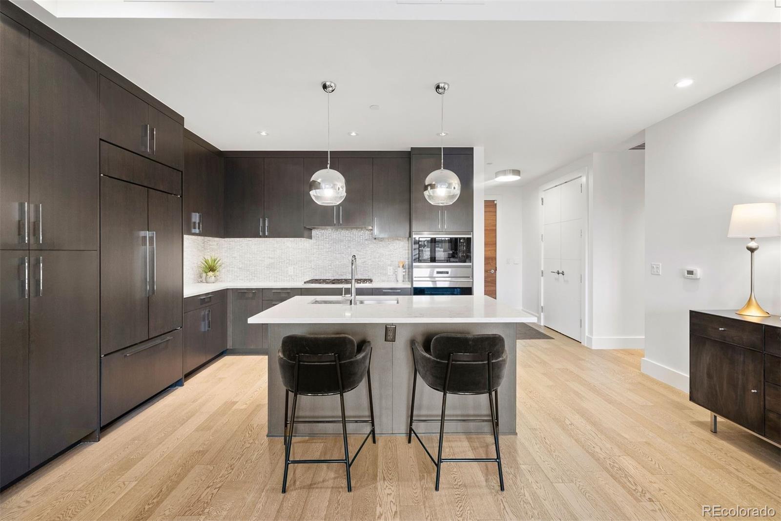 155 Steele Street Unit: 414