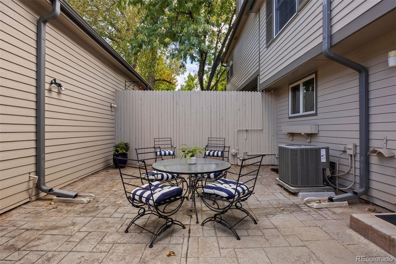 6752 E Briarwood Drive