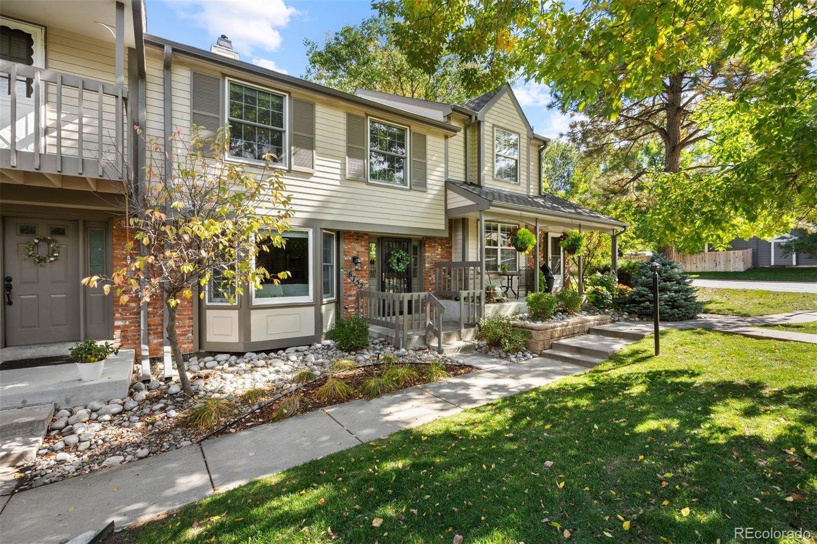 6752 E Briarwood Drive