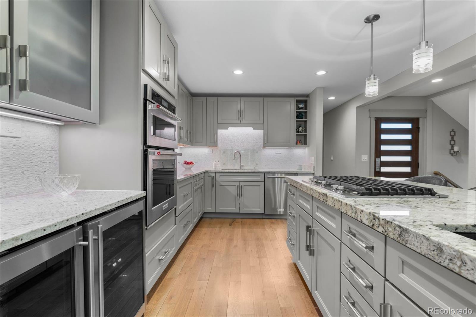 6000 W Mansfield Avenue Unit: 16