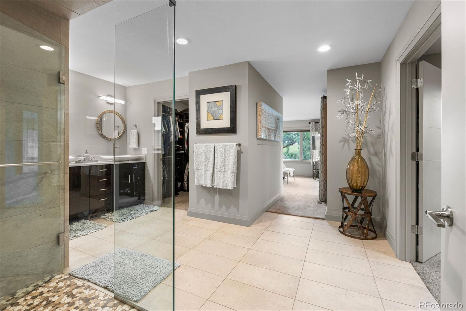 6000 W Mansfield Avenue Unit: 16