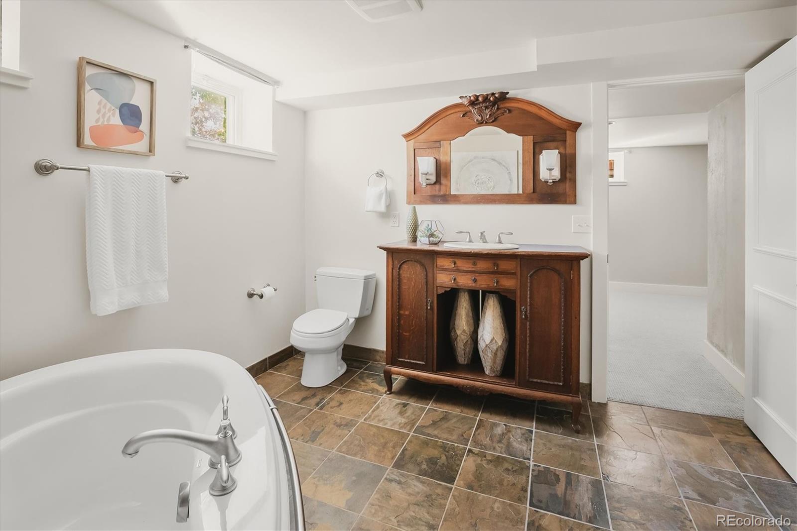 572 S Clarkson Street