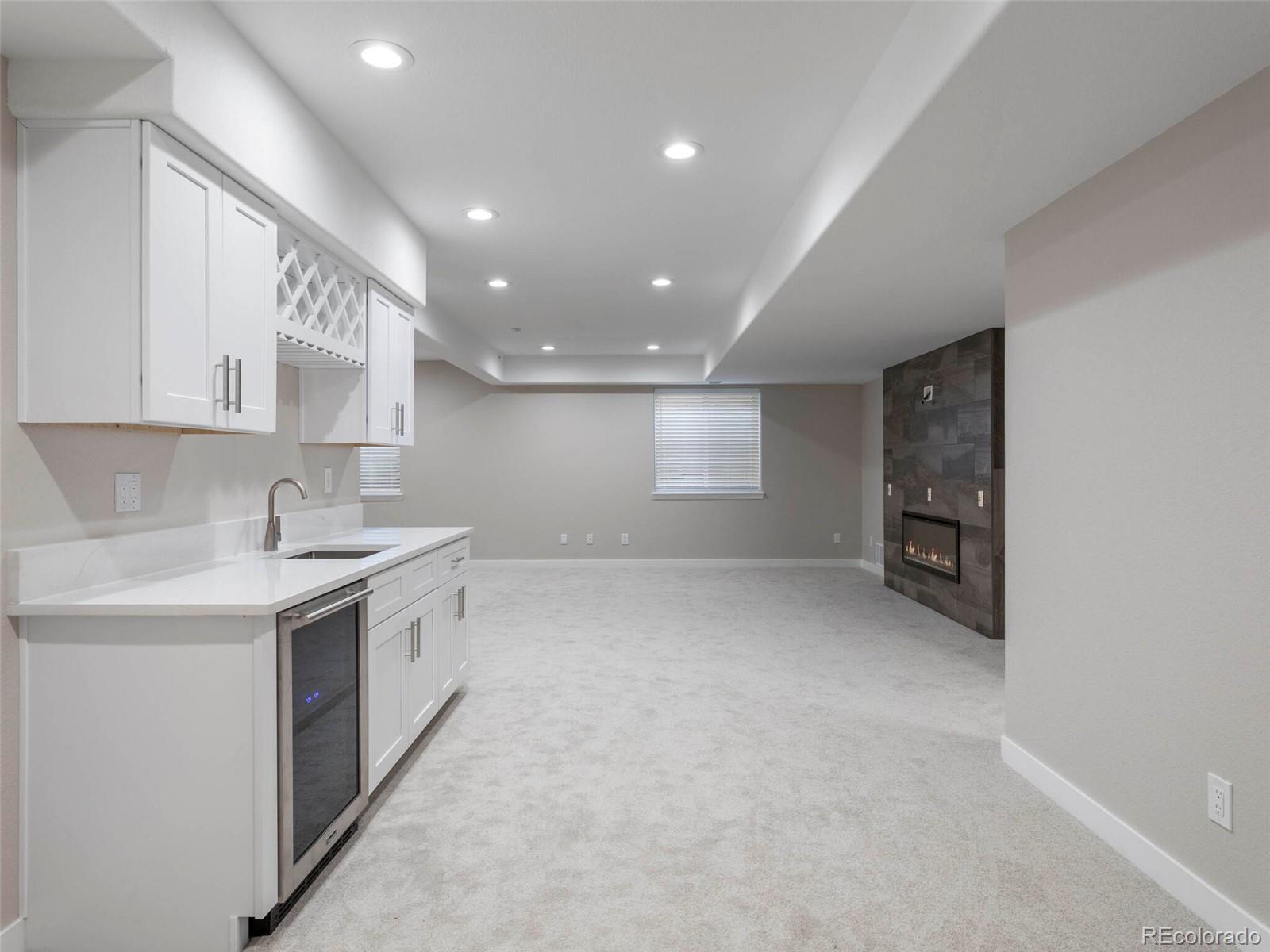 1392 Castlepoint Circle