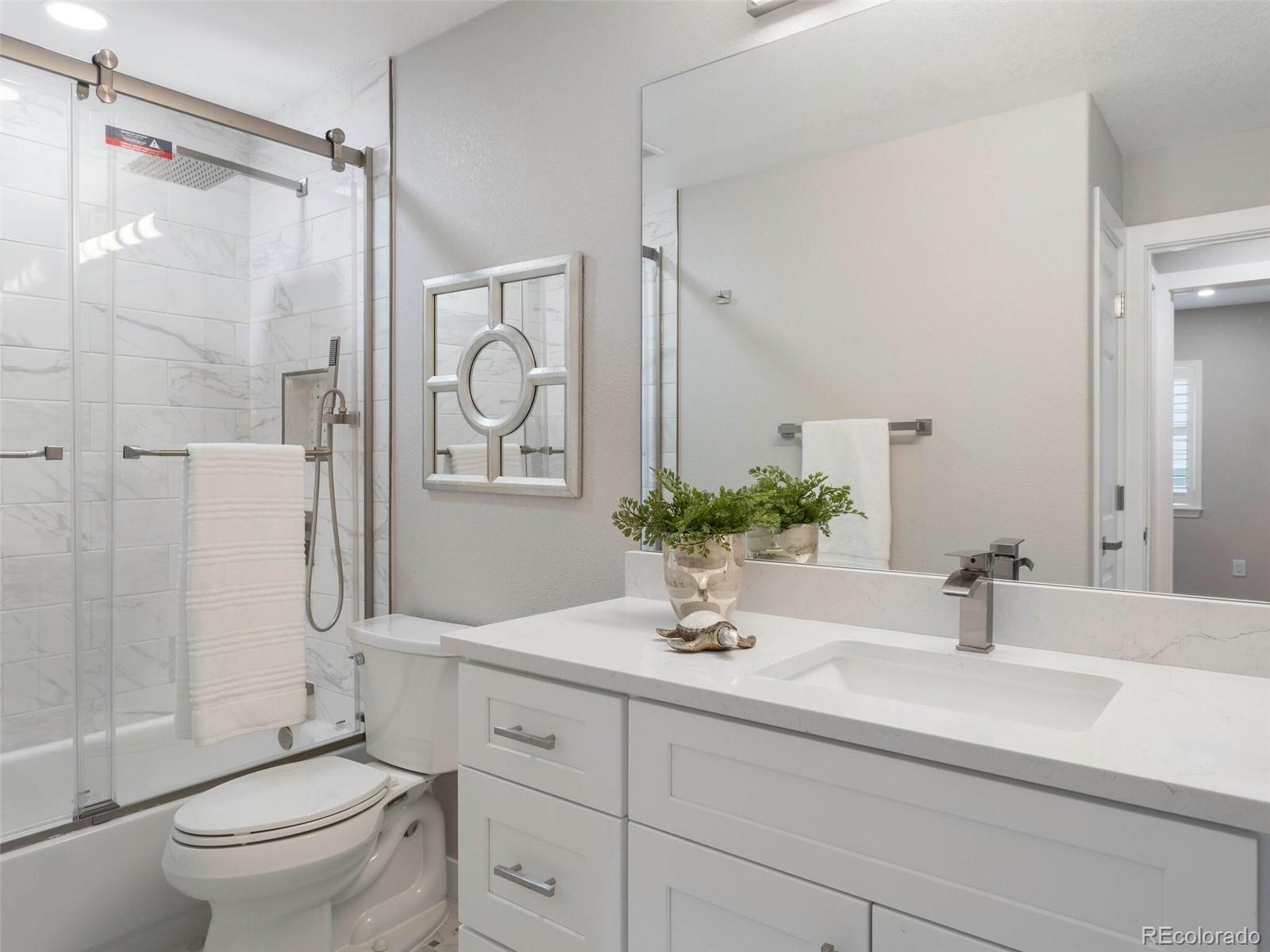 1392 Castlepoint Circle