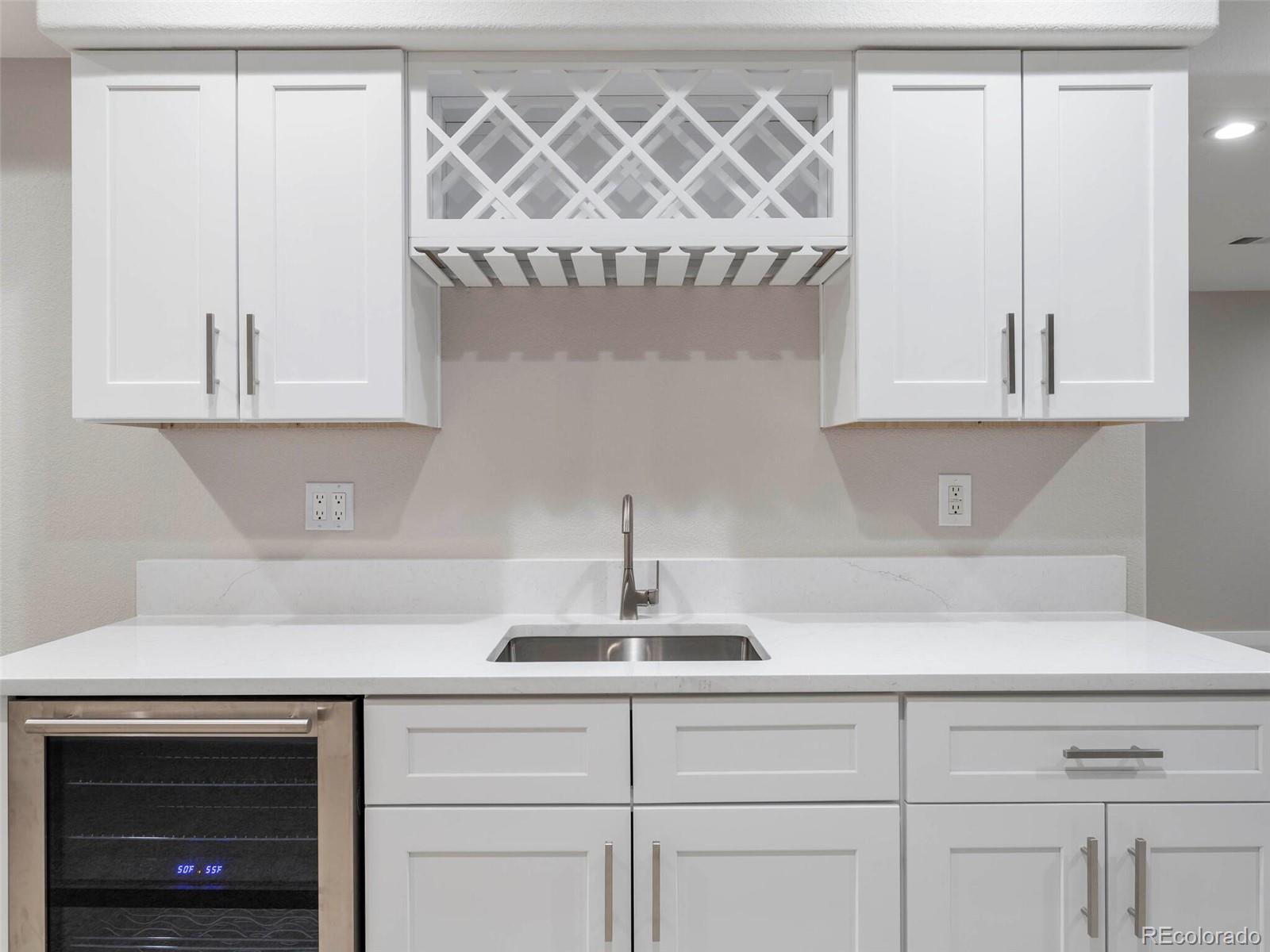 1392 Castlepoint Circle