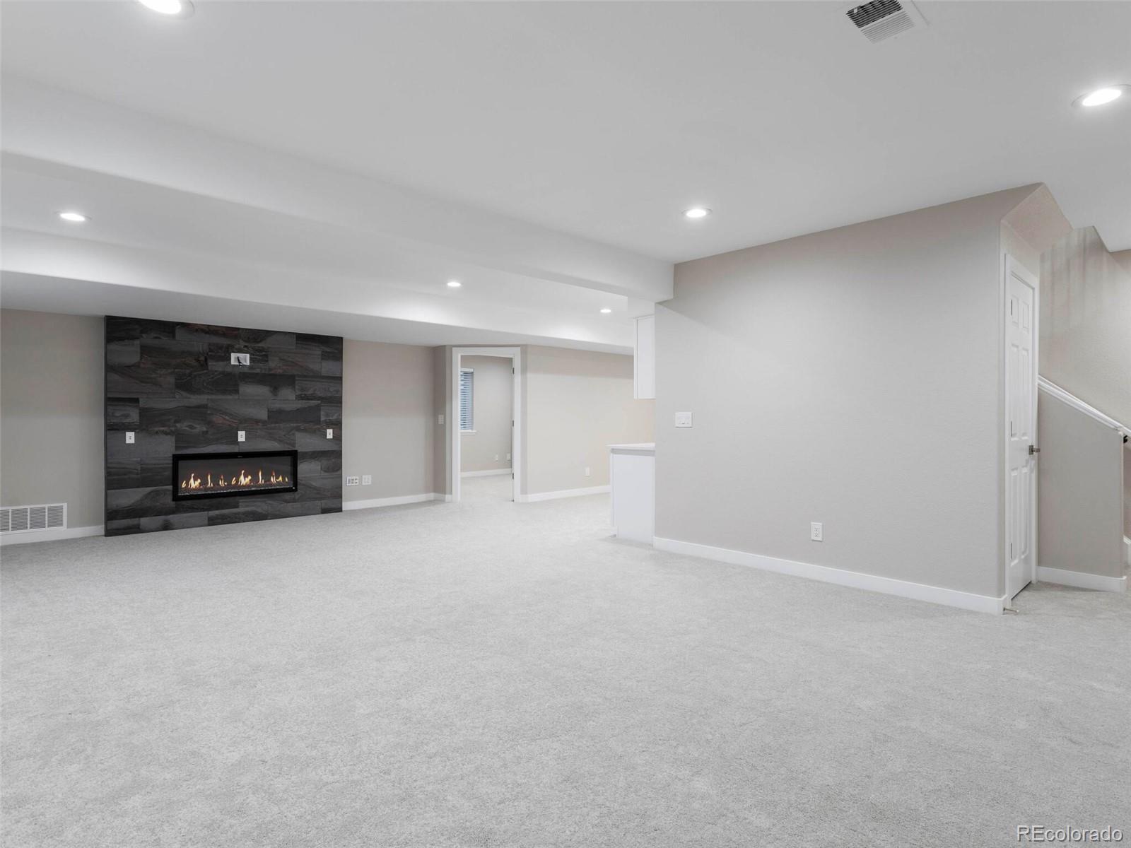 1392 Castlepoint Circle