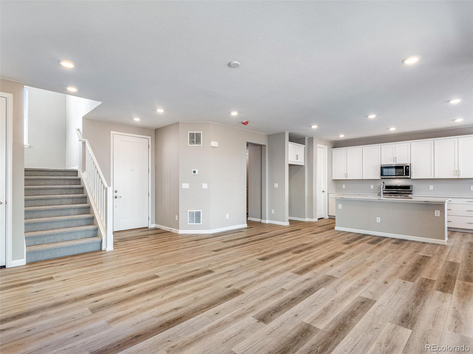 1476 Golden Sill Drive