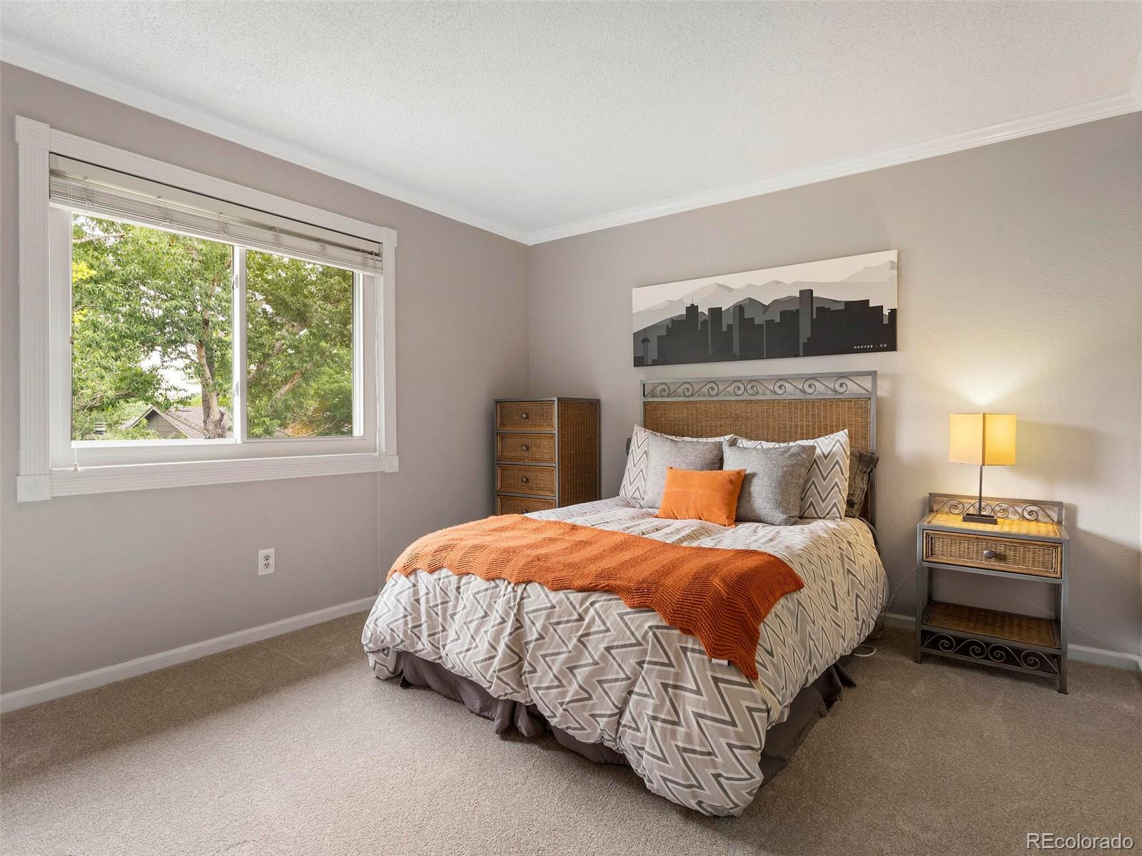 6202 S Jamaica Court