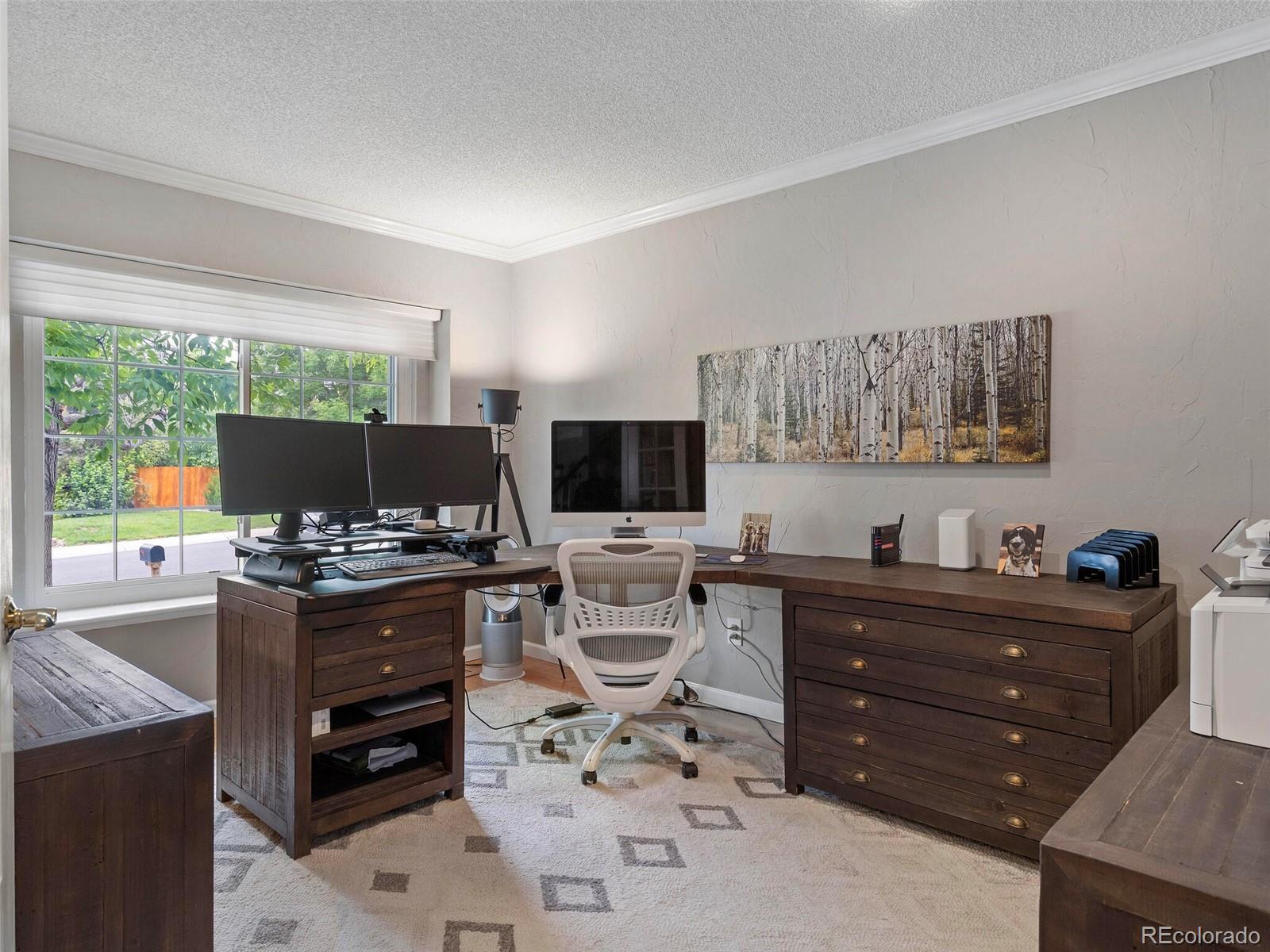 6202 S Jamaica Court