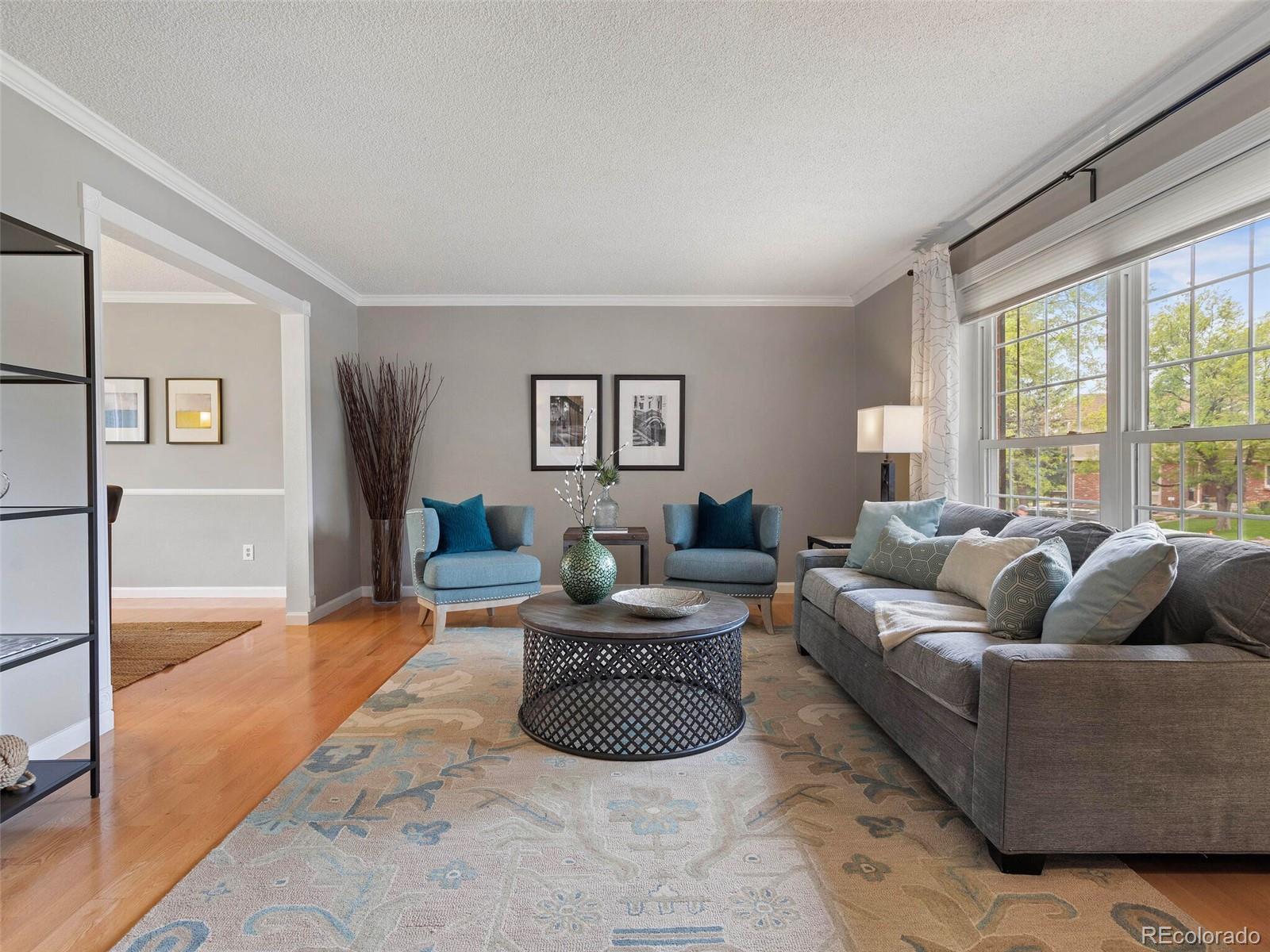 6202 S Jamaica Court