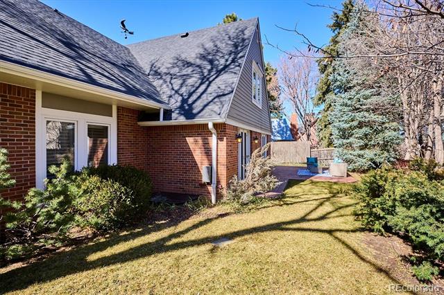 210 S High Street