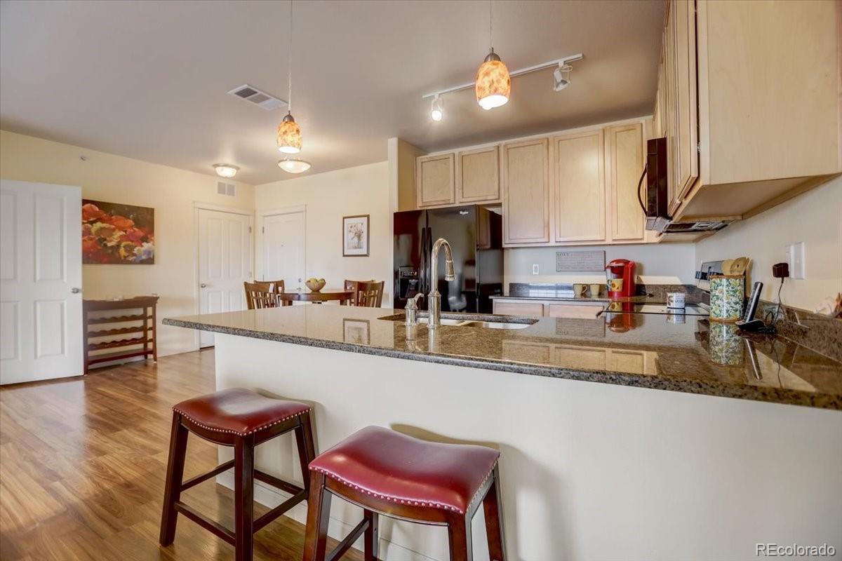 725 Elmhurst Drive Unit: 402