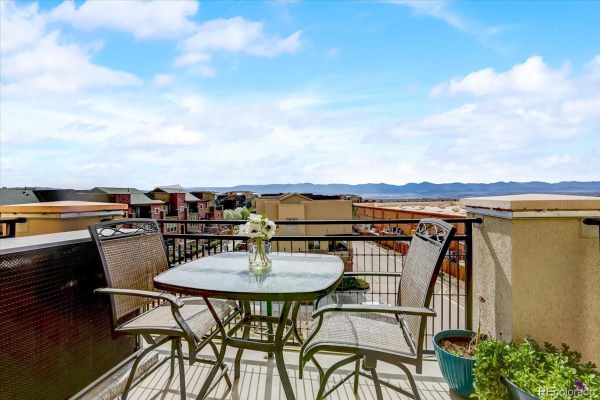 725 Elmhurst Drive Unit: 402